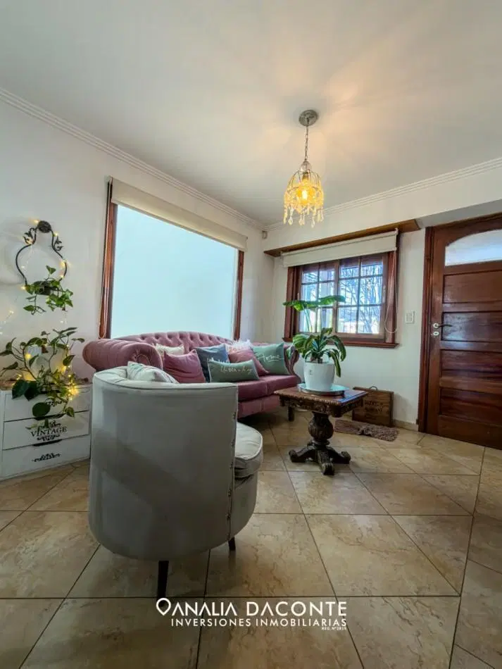 Chalet en ph 4 amb con garage y jardin. Nueva Pompeya 1