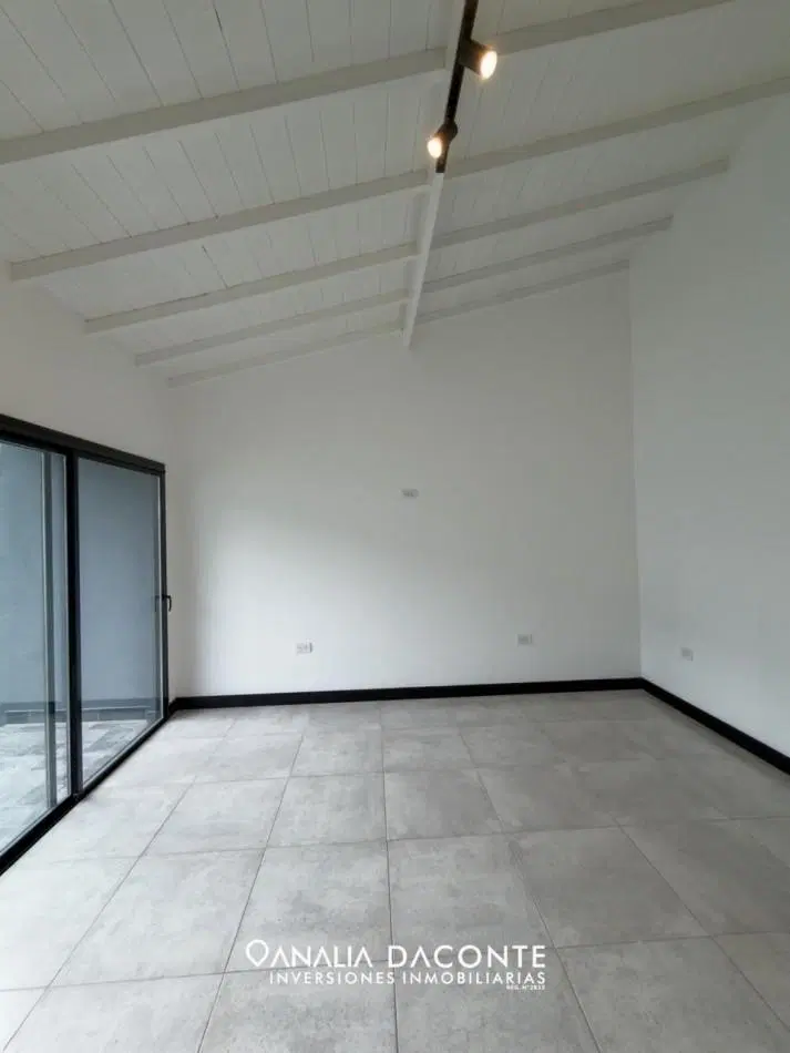 Espectacular duplex 3 amb con parque y quincho! A estrenar 5