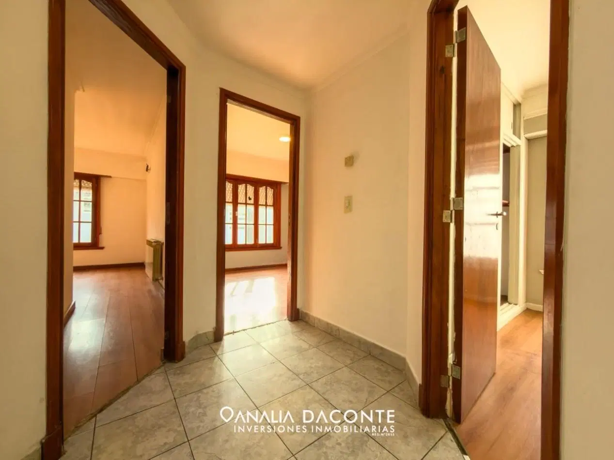 Gran chalet 5 amb con garage, quincho y jardin. Los Pinares 8