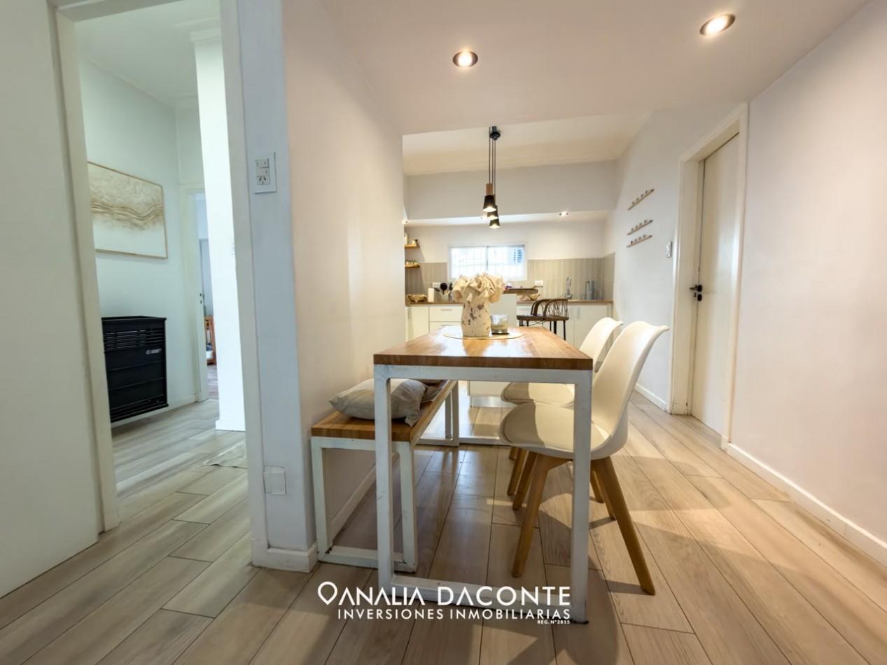 Foto de Hermoso chalet 3 amb reciclado con quincho, garage y parque, imagen 2