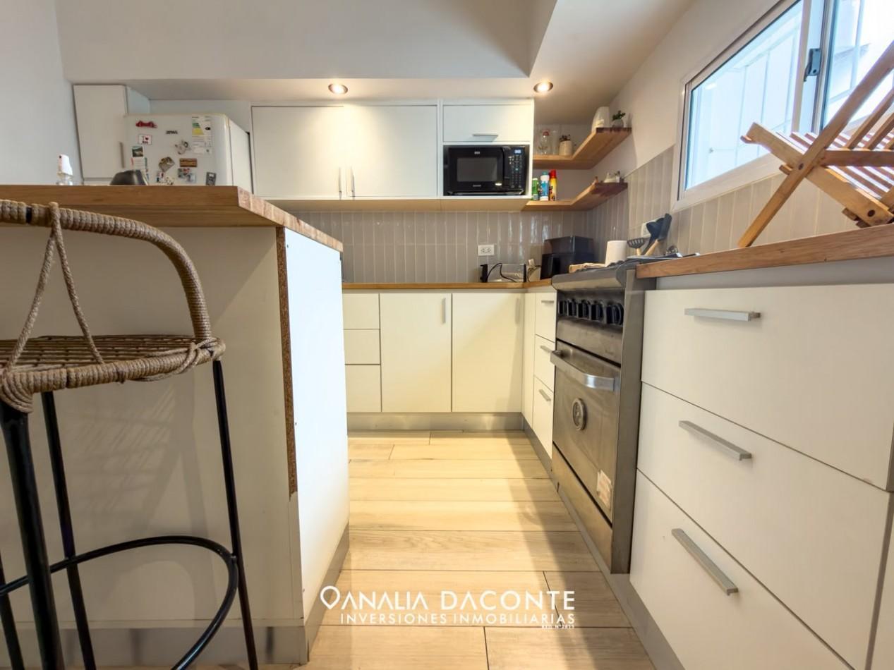 Foto de Hermoso chalet 3 amb reciclado con quincho, garage y parque, imagen 3