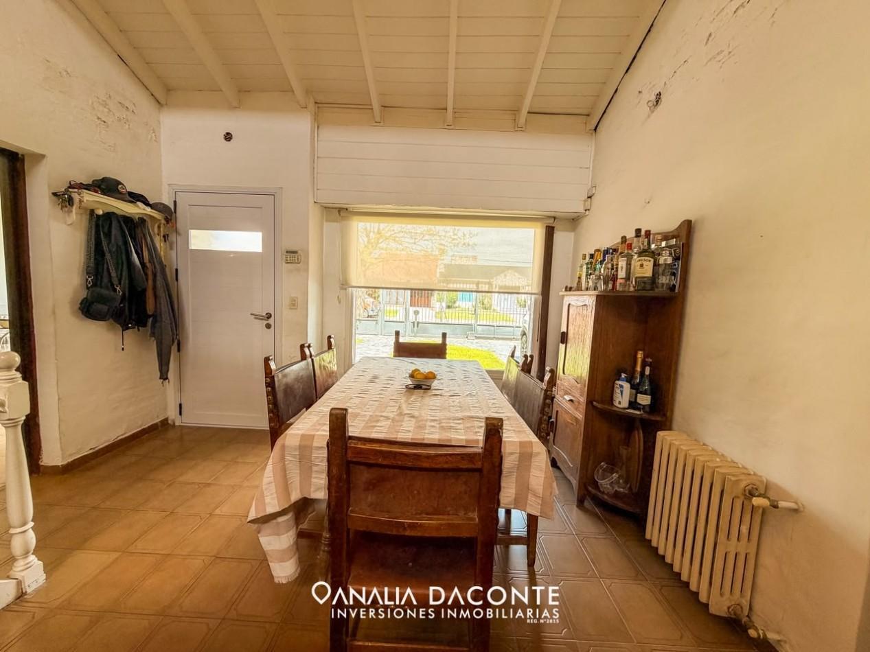 Foto de Moderno chalet 5 amb con piscina climatizada y quincho. Los Pinares, imagen 4