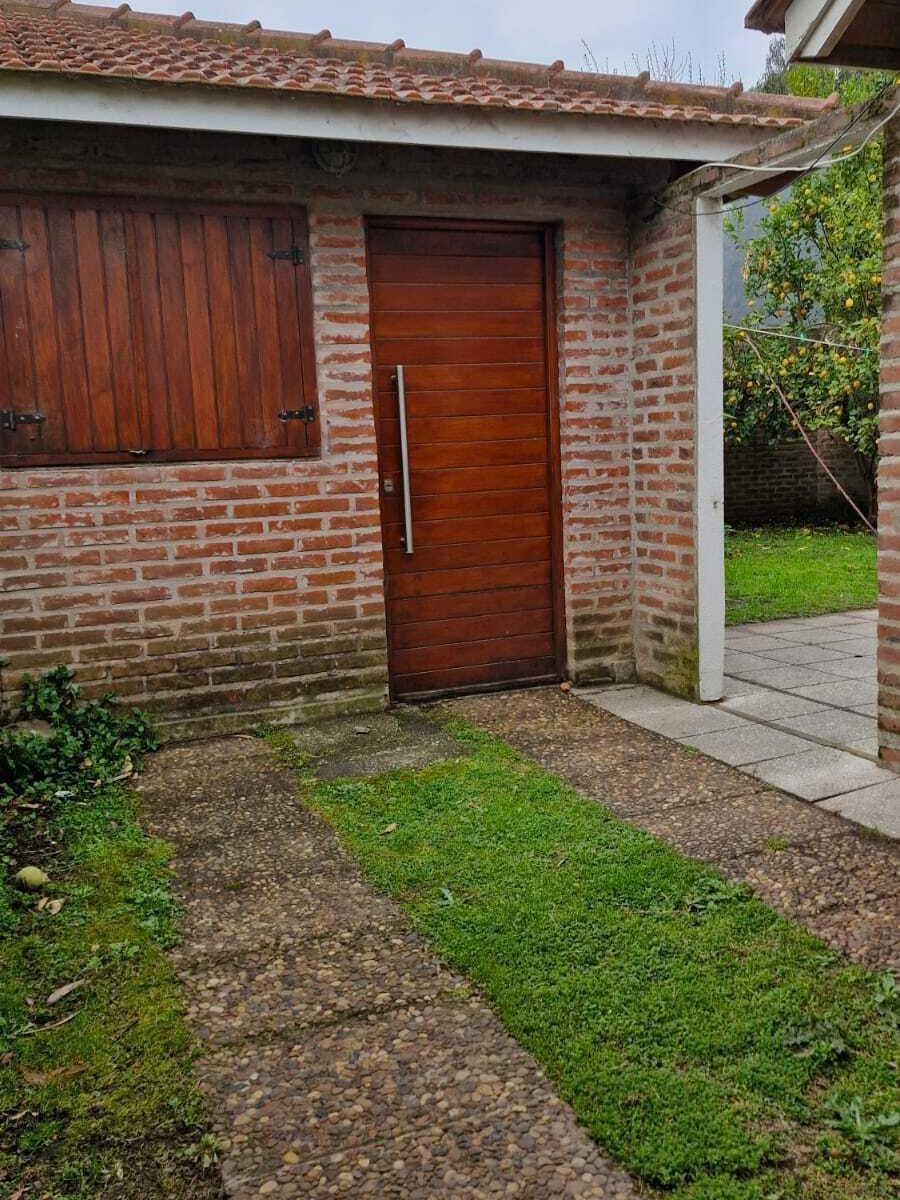 Chalet 3 Amb + Depto con Parque y Garaje en Santa Clara 3