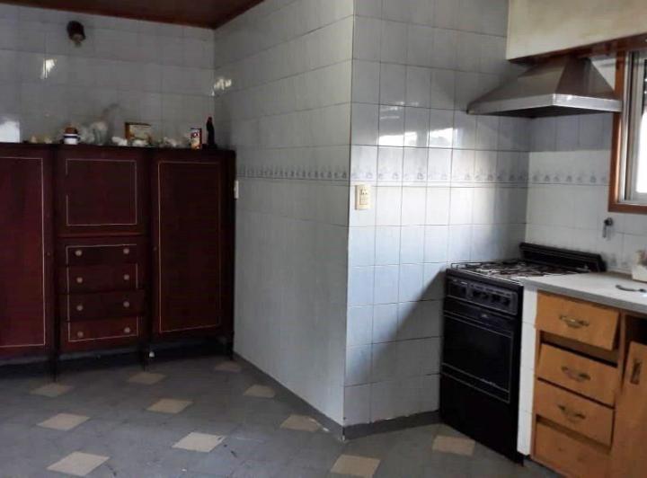 4 LOCALES + 3 DEPTOS + 2 HABITACIONES + TERRAZA + QUINCHO 5