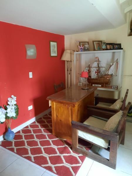 Chalet Impecable en La Florida, a 2 Cuadras del Acceso 1