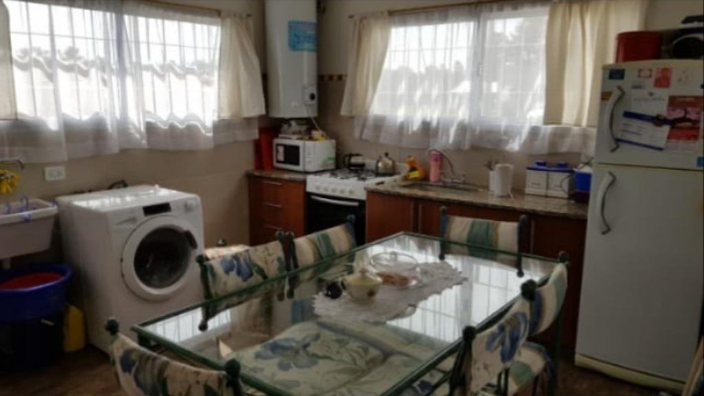 Foto de Chalet y 4 departamentos MODERNOS. Batan, Barrio el Morrito, imagen 2