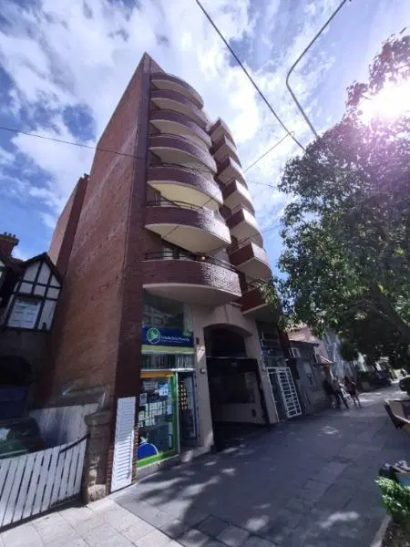 Semipiso de 2 Amb a la calle amplio 5