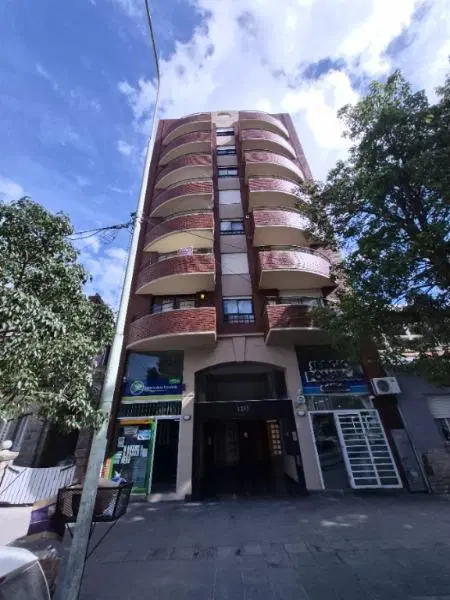 Semipiso de 2 Amb a la calle amplio 1