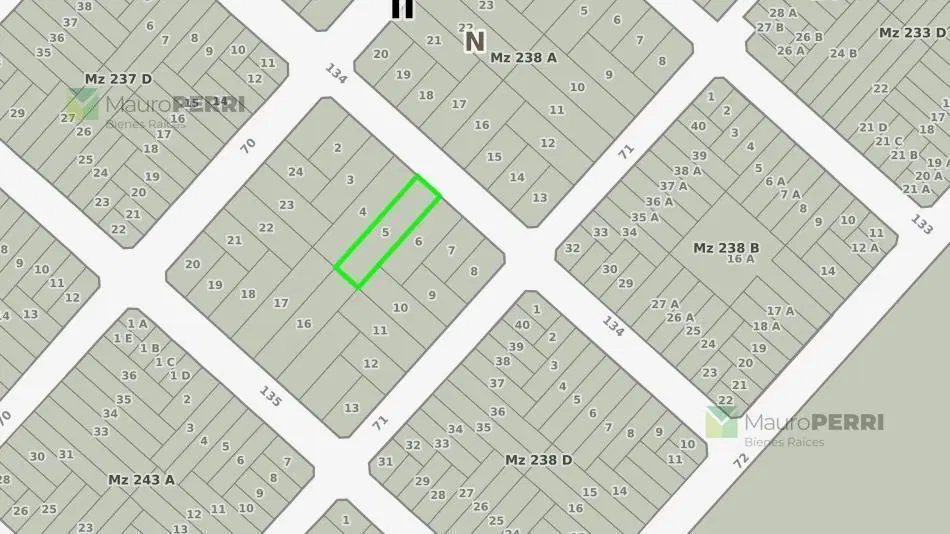 Terreno en venta 134 e/ 70 y 71 15x60 (900m2) 2