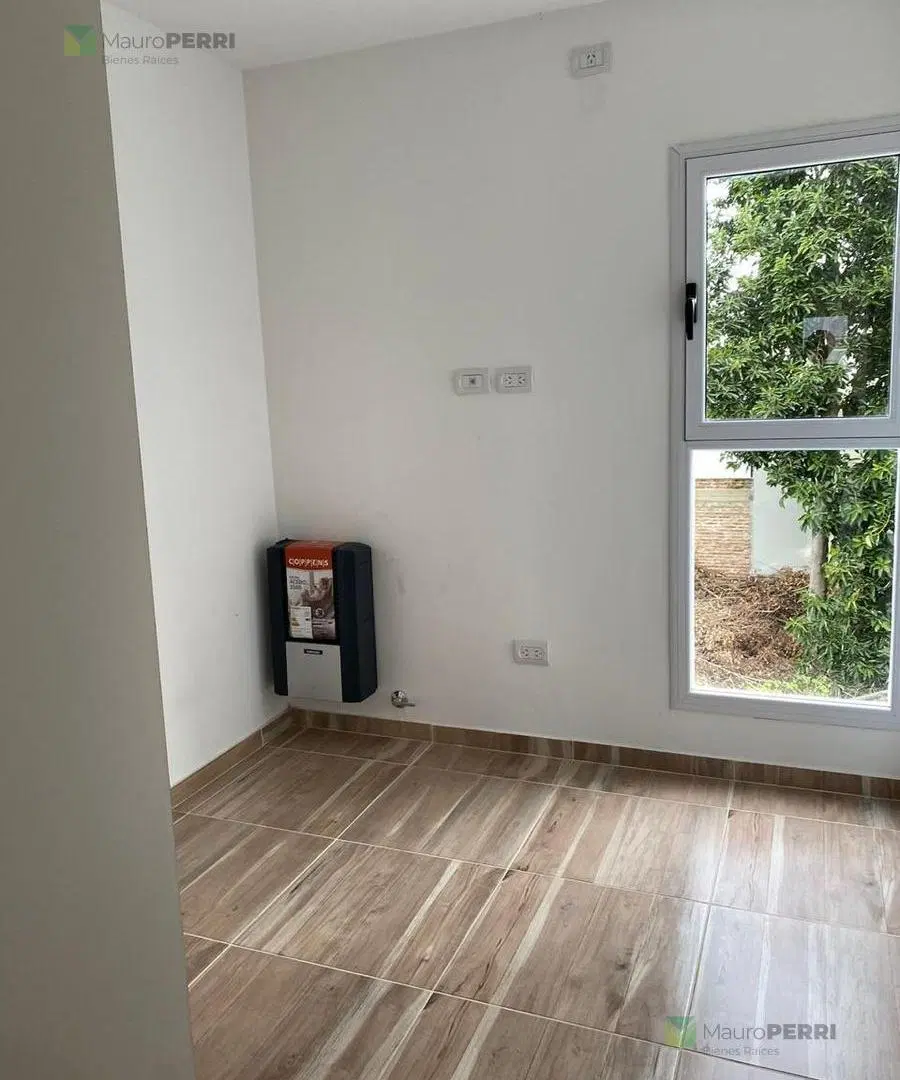 Duplex en alquiler 3 dormitorios en Lisandro olmos La Plata 3