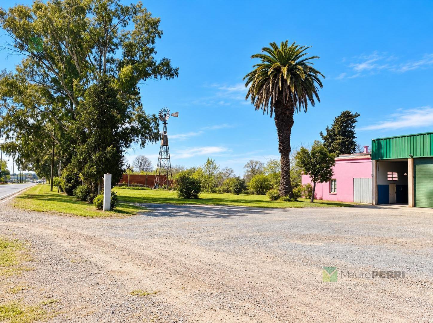 Foto de Terreno en venta sobre avenida 44, Lisandro Olmos, La Plata, imagen 2