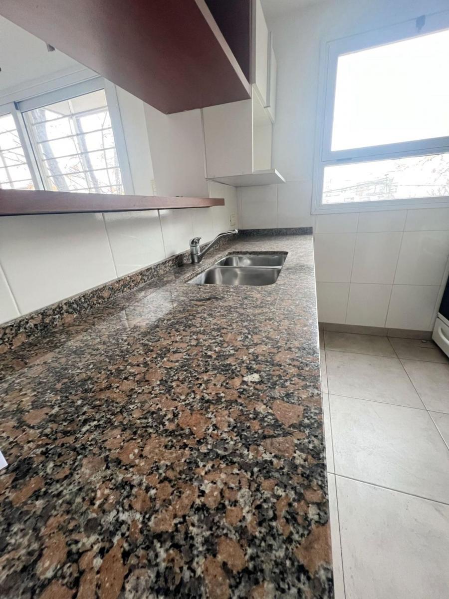 Venta Depto 2 Amb con Balcon Villa Ortuzar 3