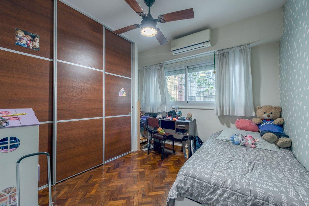 Venta 5 Ambientes con Dependencia y Balcón Flores 2