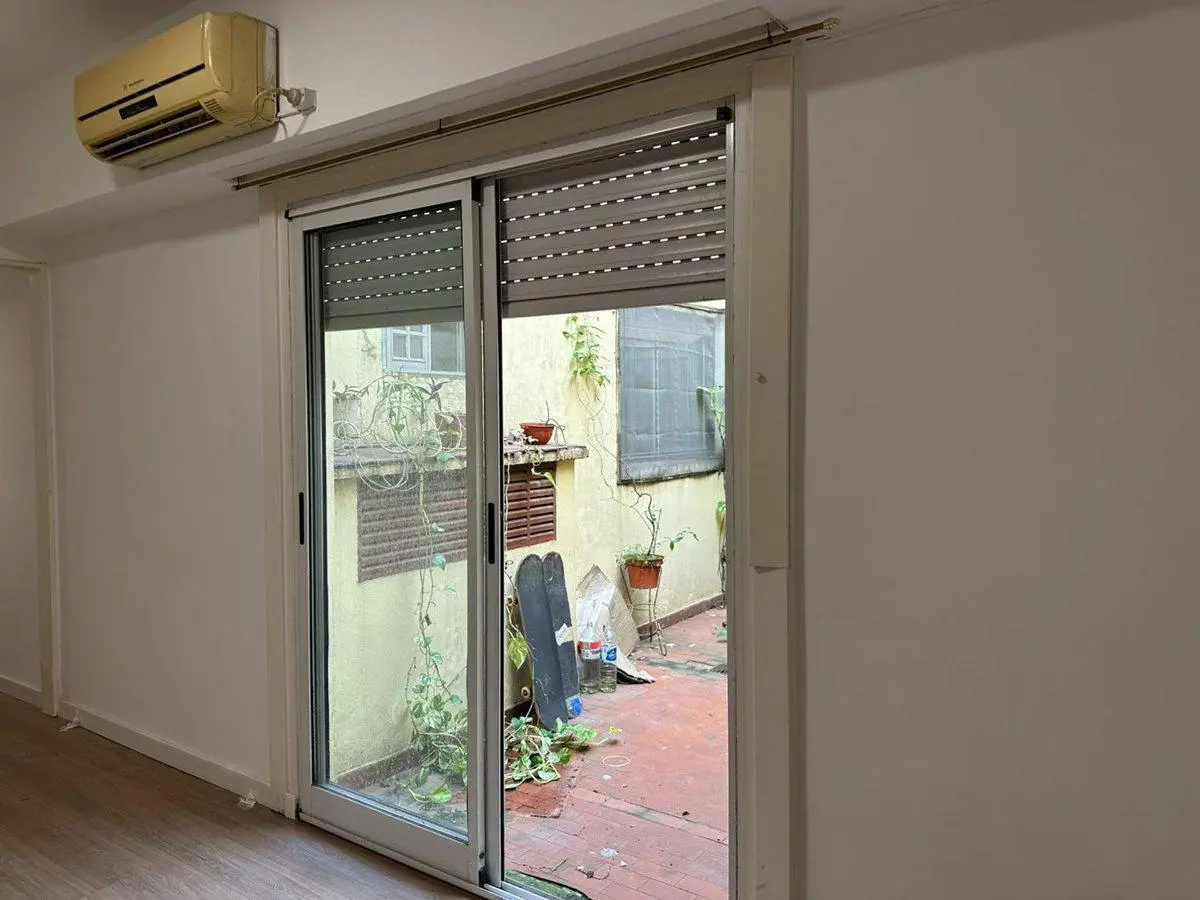 VENTA 2 AMB CON PATIO Y LAVADERO CHACARITA 2
