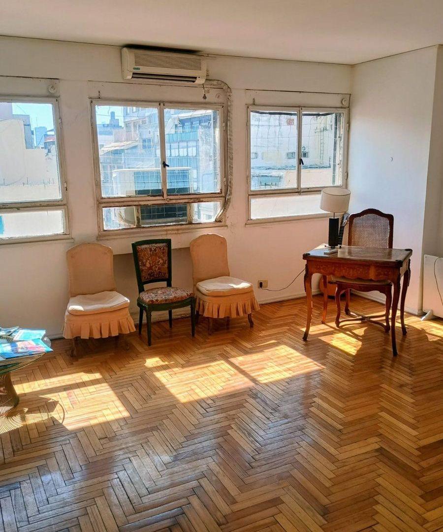 VENTA depto 3 amb Apto Prof, muy luminoso