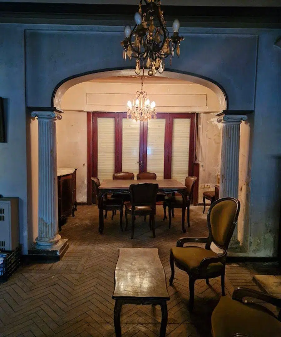 VENTA casa a refaccionar TRES ARROYOS 2800 5