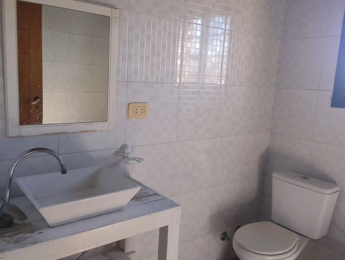 venta casa Berazategui cochera 4