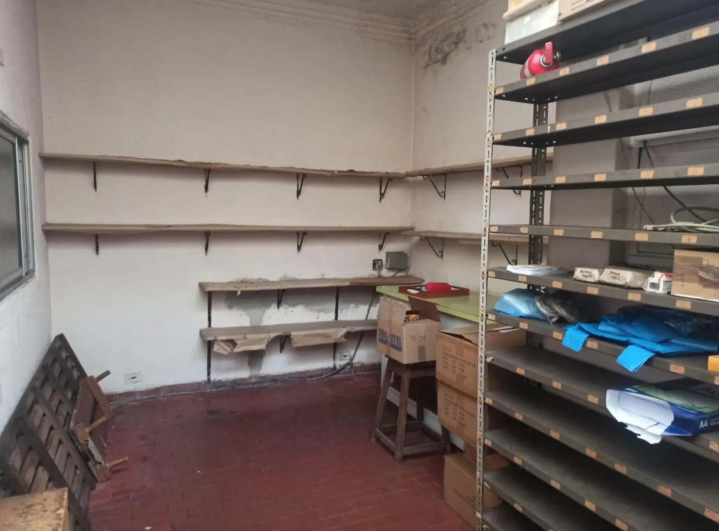 VENTA DEPOSITO GALPON OFICINAS EN PARQUE CHACABUCO 7