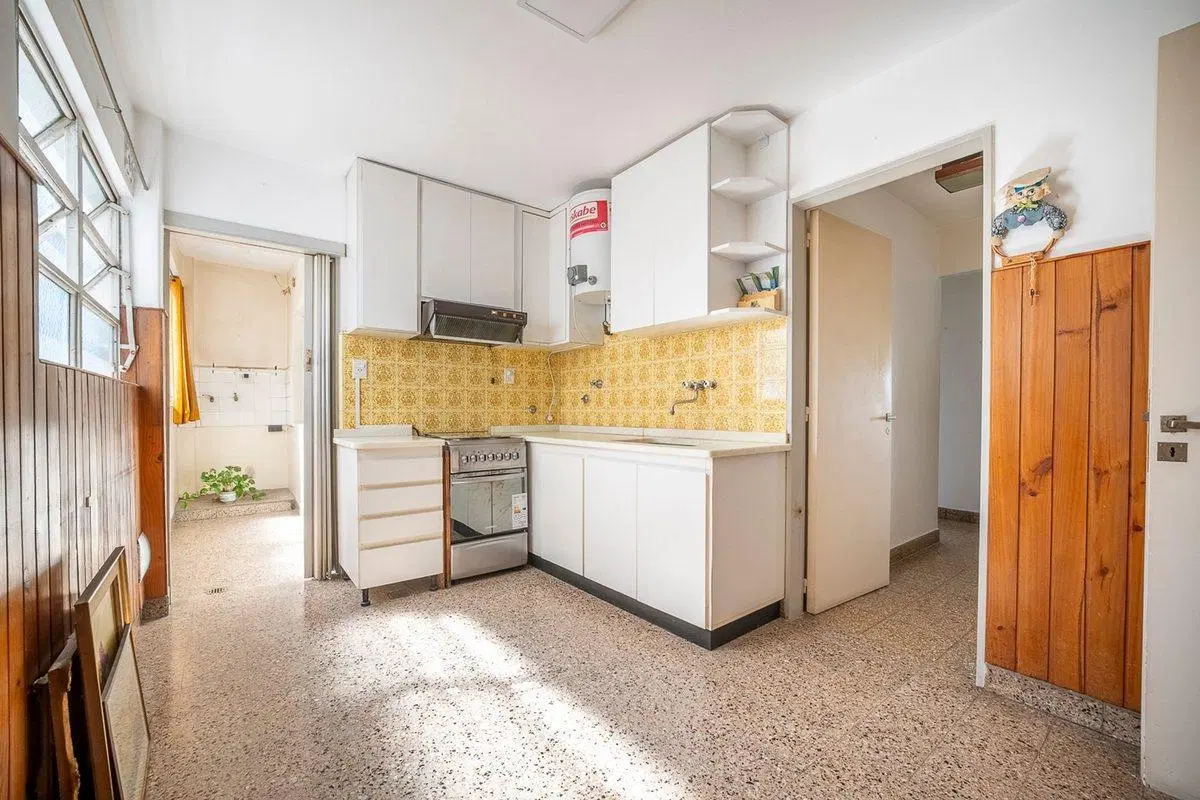 VENTA DEPTO 4 AMB CON BALCON  VISTA ABIERTA 4