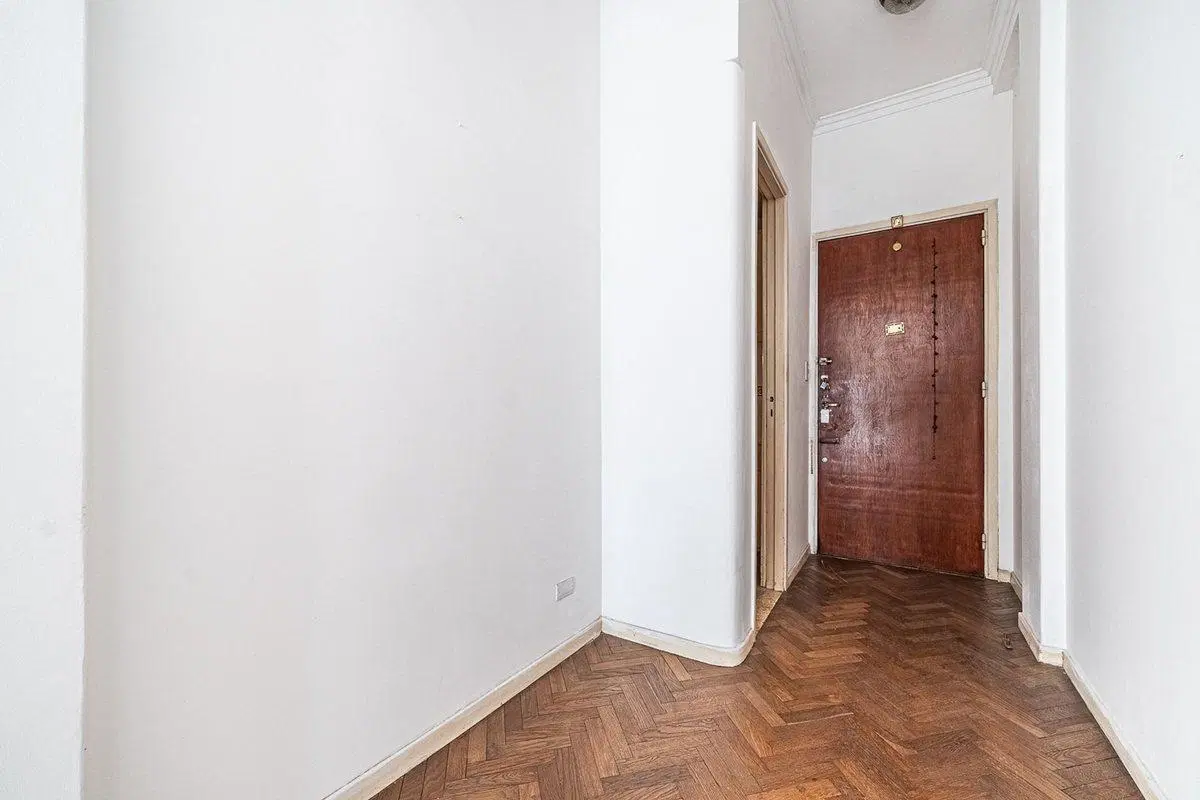 VENTA DEPTO 3 AMBIENTES CON BALCON FLORES 3