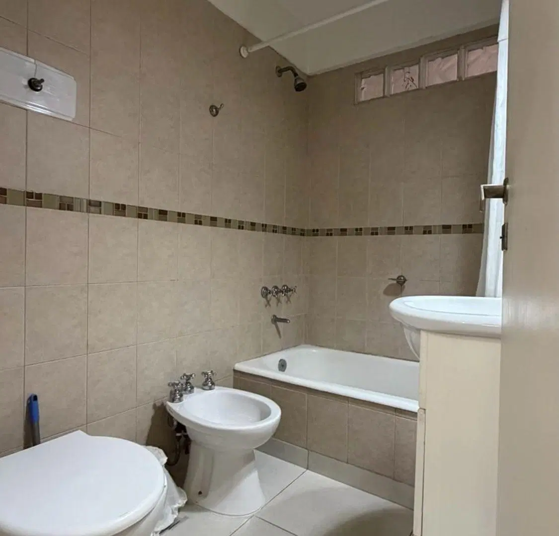 VENTA DEPARTAMENTO 2 AMBIENTES BALVANERA 8