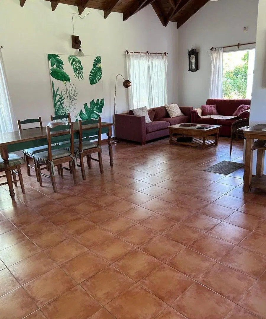 VENTA CASA 5 AMB CLUB DE CAMPO LOS PUENTES LUJAN 4