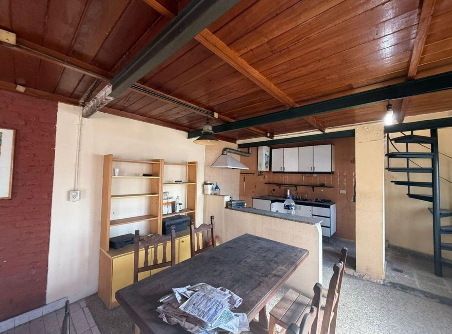 Foto de VENTA PH 4 AMBIENTES FLORESTA, imagen 4