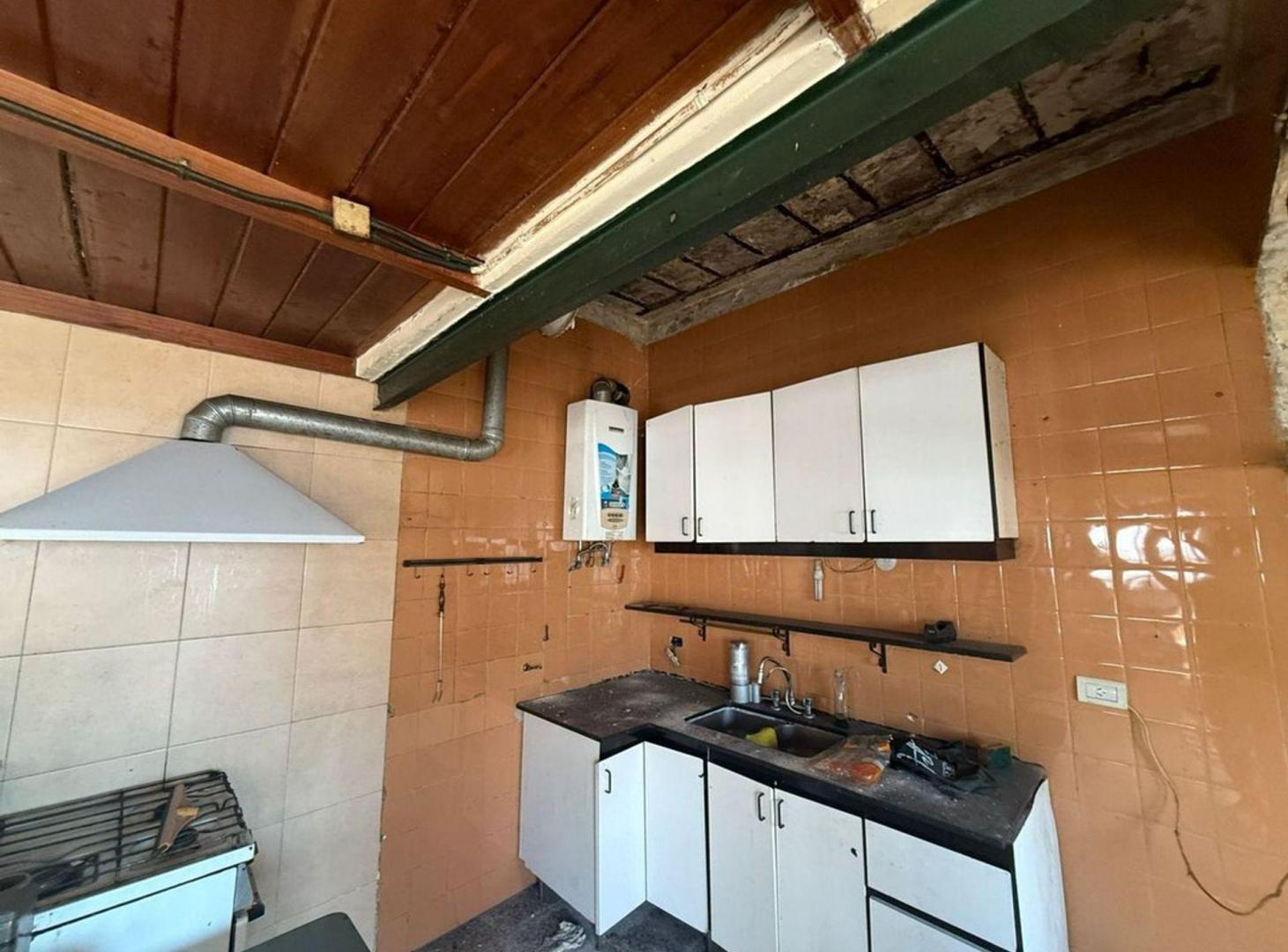 Foto de VENTA PH 4 AMBIENTES FLORESTA, imagen 5
