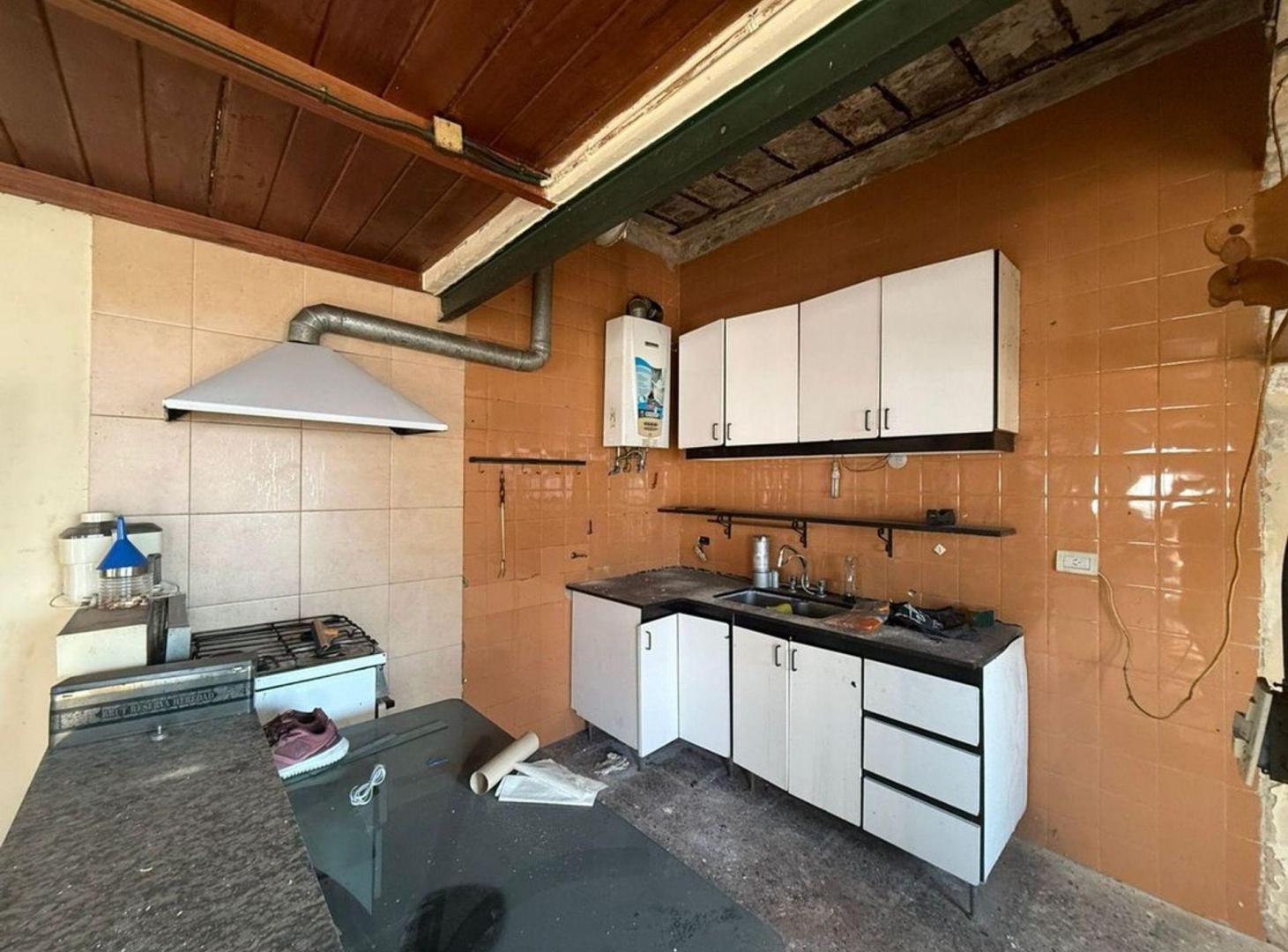 Foto de VENTA PH 4 AMBIENTES FLORESTA, imagen 4