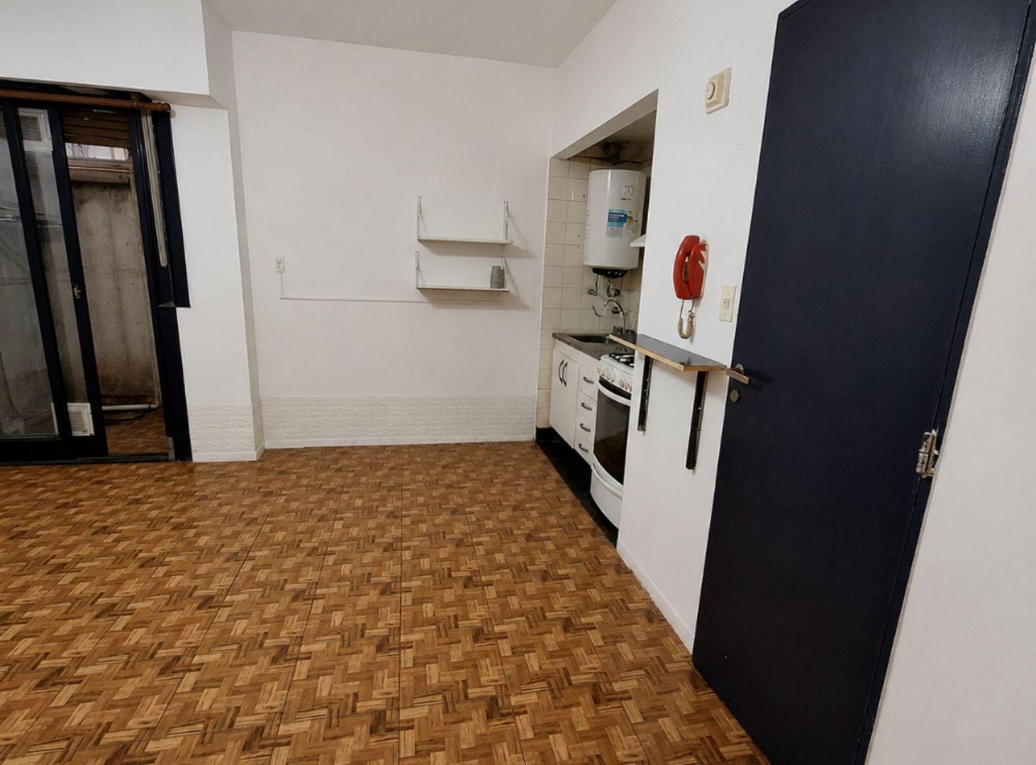 Foto de VENTA MONOAMB LIMITE CABALLITO APTO PROF PATIO, imagen 5