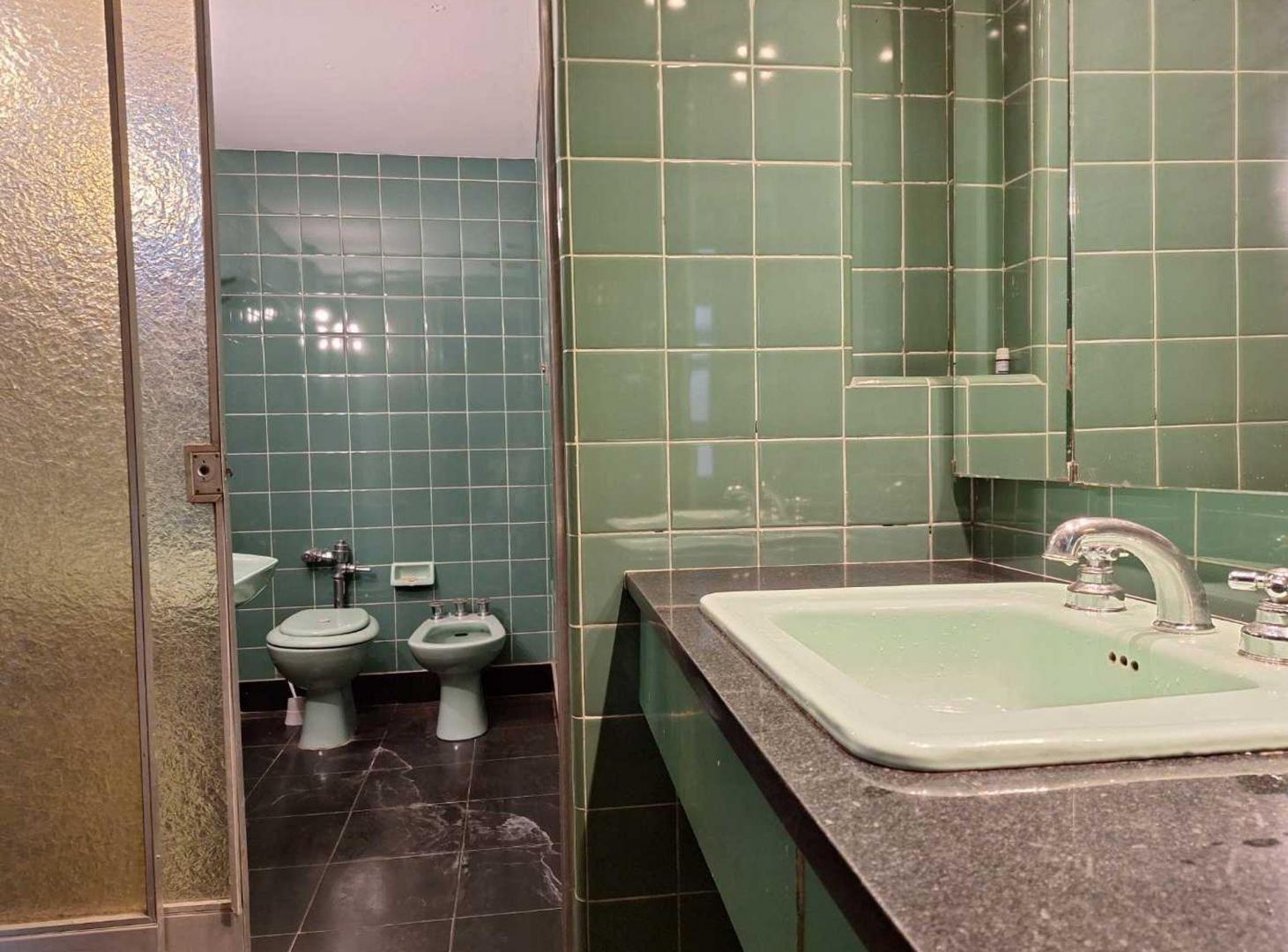 Foto de VENTA DEPTO 3 AMB CHACARITA CON BALCÓN Y COCHERA, imagen 5