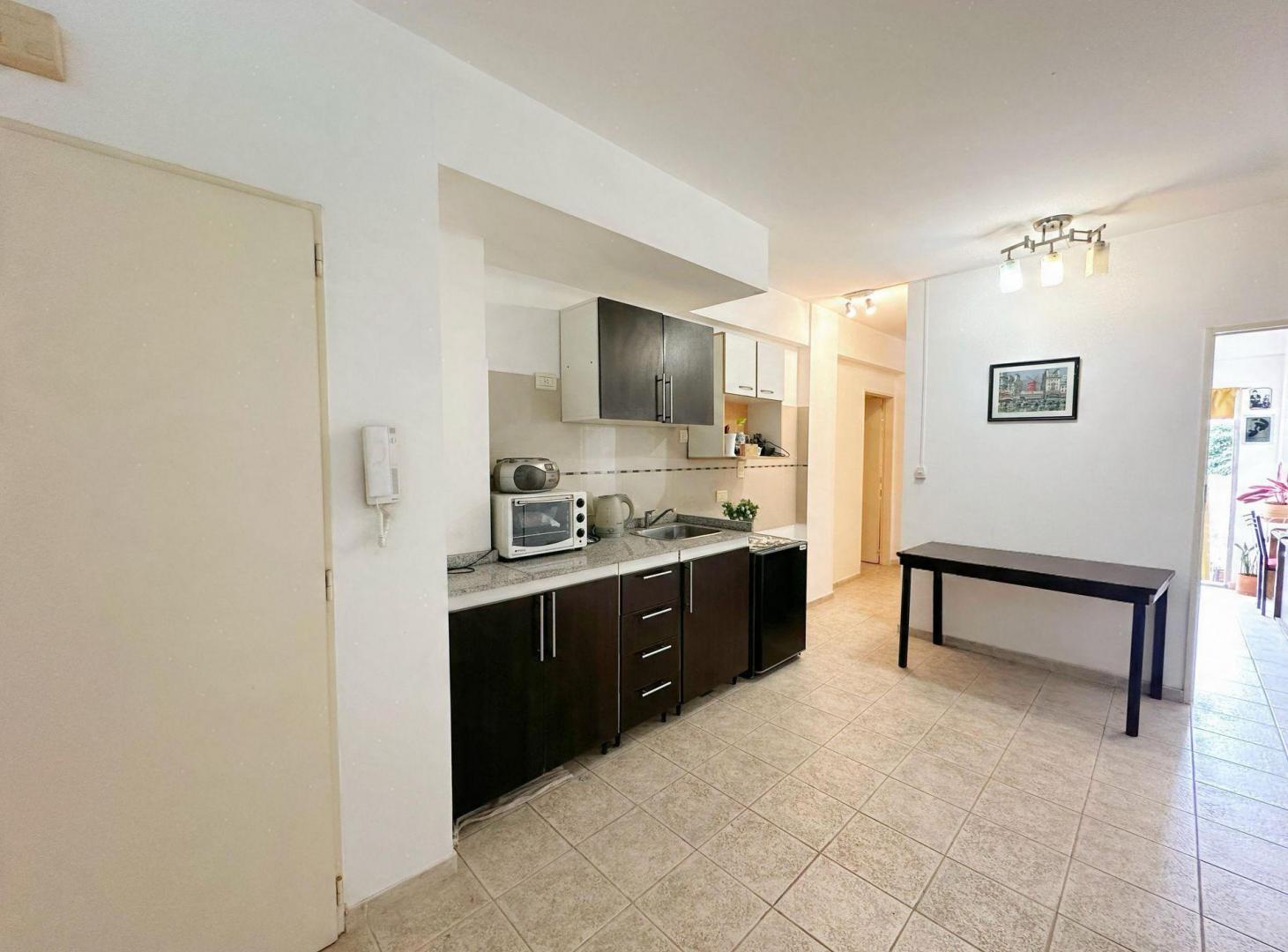 Foto de VENTA 2 AMB C/ ESCRITORIO VILLA CRESPO APTO PROF, imagen 2
