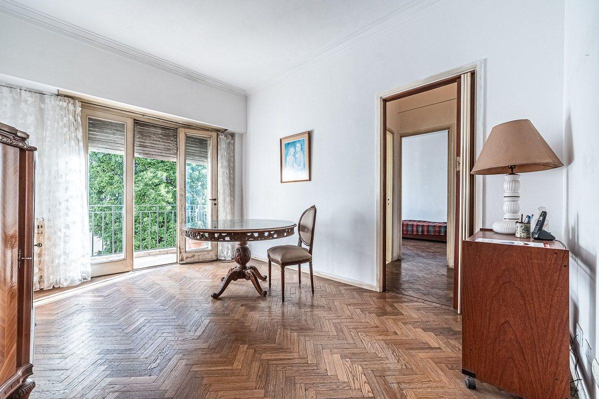 Foto de VENTA DEPTO 3 AMBIENTES CON BALCON FLORES, imagen 5