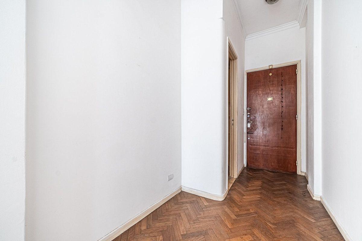 Foto de VENTA DEPTO 3 AMBIENTES CON BALCON FLORES, imagen 1