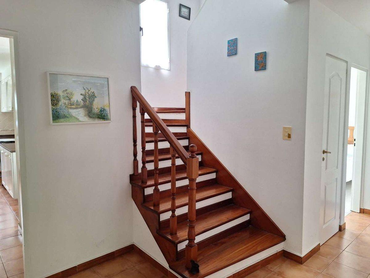 Foto de VENTA CASA 5 AMB CLUB DE CAMPO LOS PUENTES LUJAN, imagen 5
