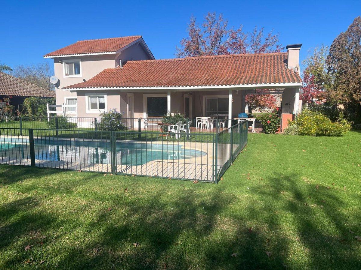 Foto de VENTA CASA 5 AMB CLUB DE CAMPO LOS PUENTES LUJAN, imagen 4