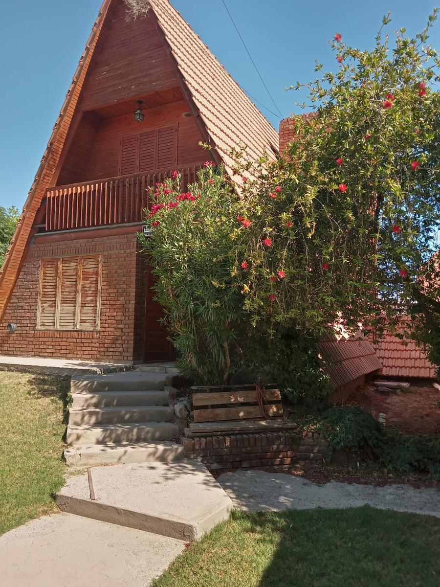 Casa en Alquiler Cipolleti 3 Dorm. Alberti 307 4