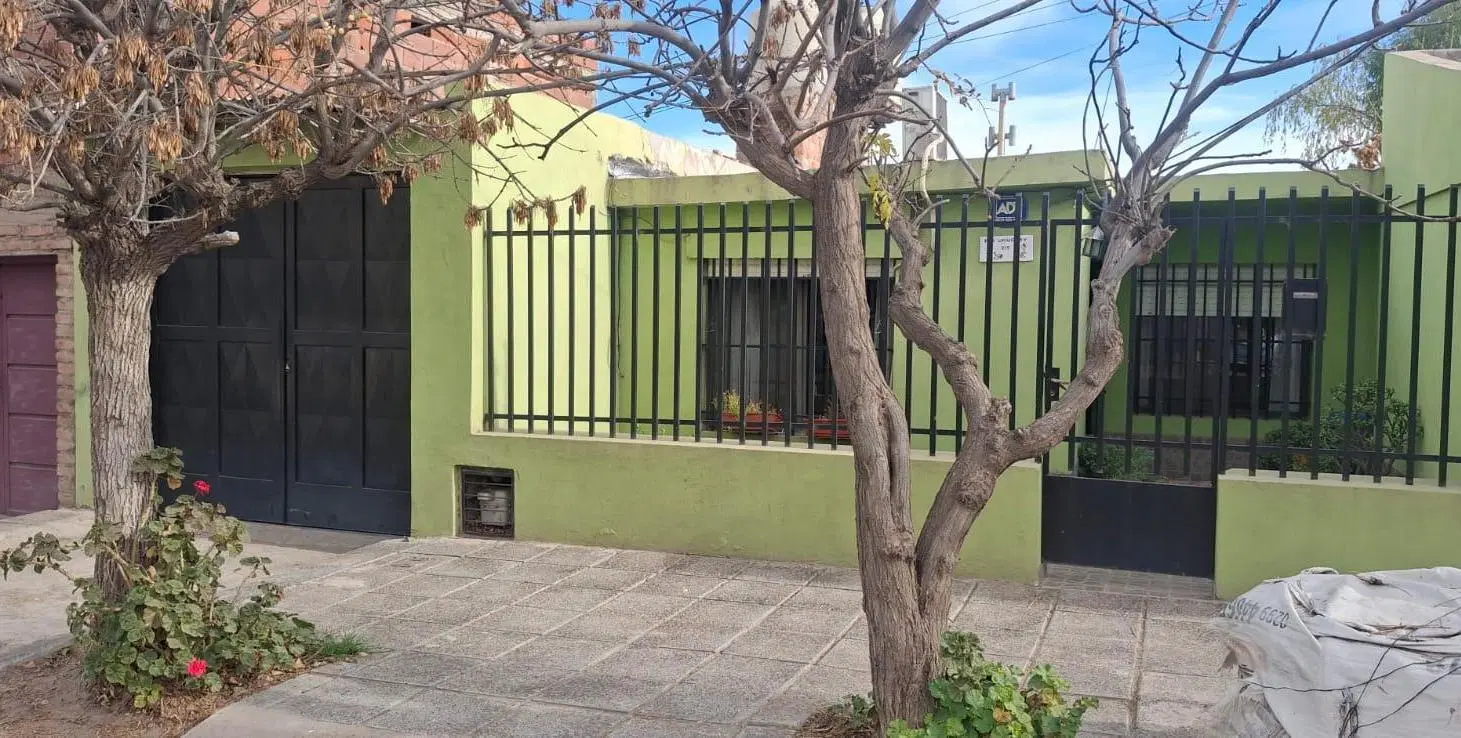 Casa 3 dormitorios Neuquén Capital 4