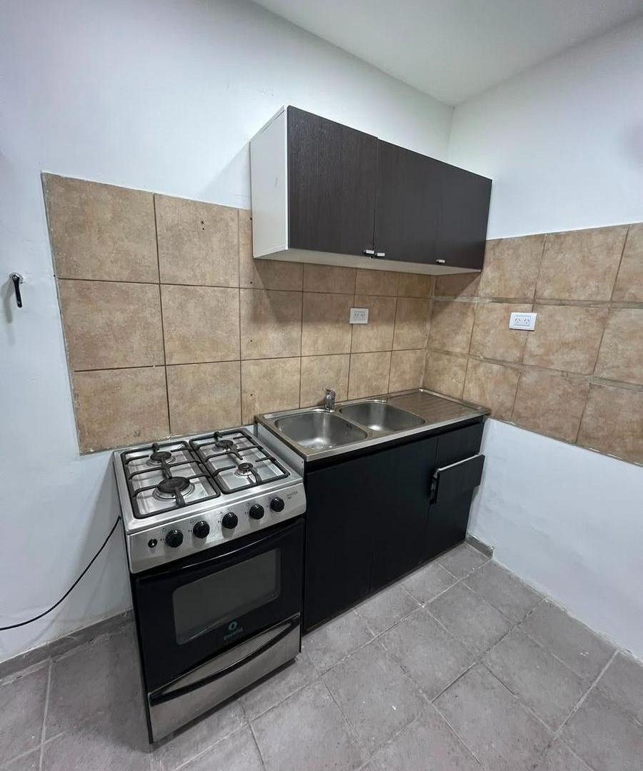 Foto de DEPARTAMENTO 1 DORMITORIO calle Picunches esq. Río Aguapey, imagen 2