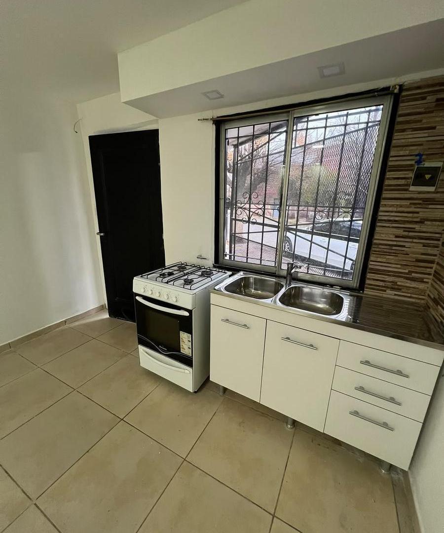 Foto de DEPARTAMENTO 1 DORMITORIO calle Picunches 2000, imagen 4