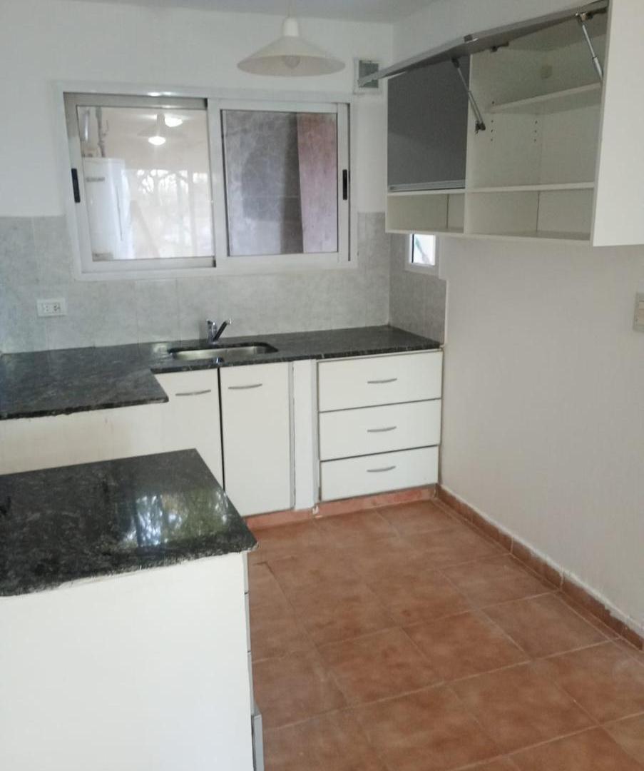 Foto de DEPARTAMENTO 2 DORMITORIOS- ARAUCANOS 900, PISO 1° CINCO SALTOS, imagen 5