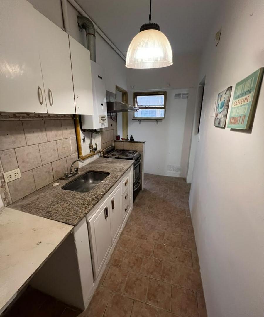 Foto de DEPARTAMENTO 2 DORMITORIOS- Calle Pinar 80, piso 1 de Neuquén, imagen 3