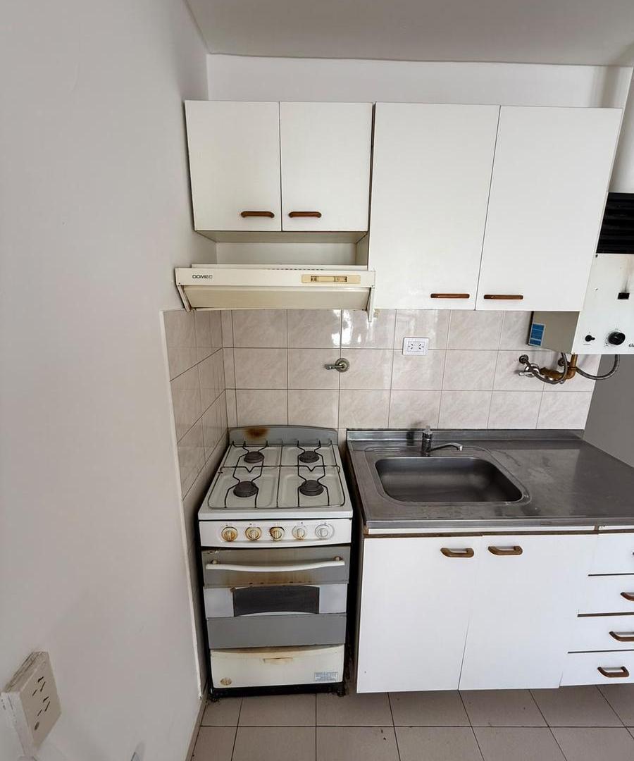 Foto de 1 dormitorio CAVIAHUE al 200, imagen 3