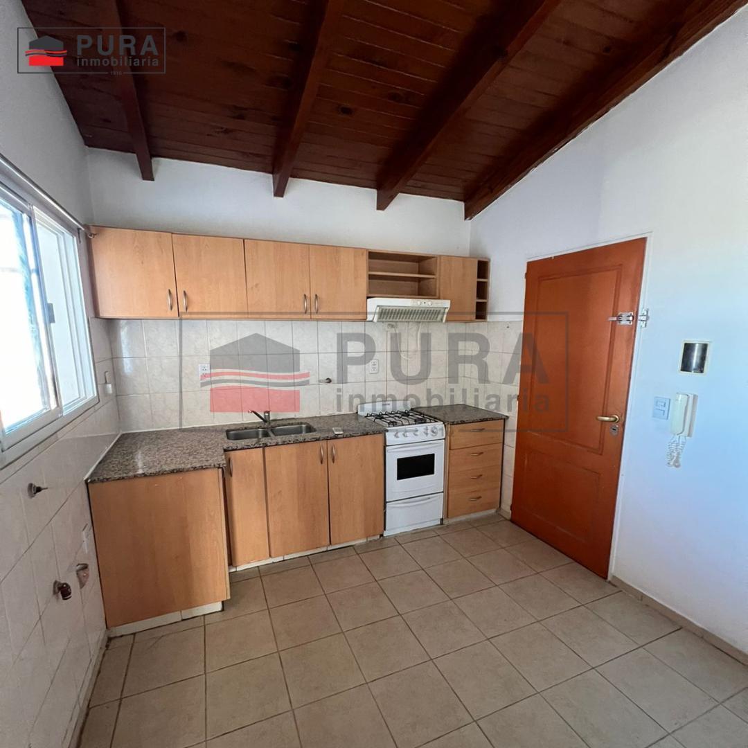 Foto de Alquiler Departamento 2 dorm - La Plata 300 - Neuquen, imagen 3