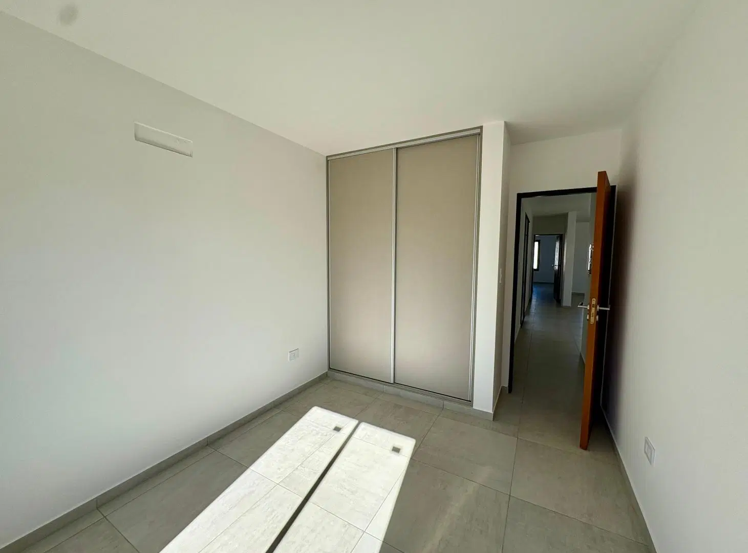 Dupelx Docta 2 Dormitorio y 2 Baños Completos 8