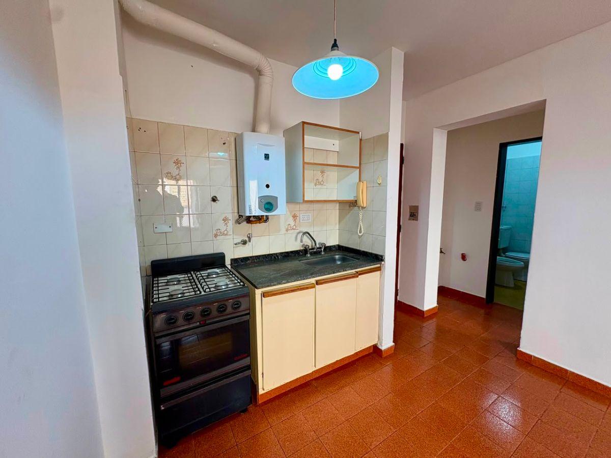 Foto de Departamento 1 dormitorio en B° Alberdi desocupado, imagen 4