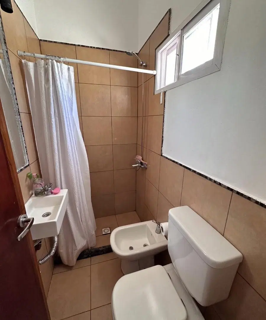 Casa en venta 3 dormitorios a metros de Av. Duartes Quiros!!! 5