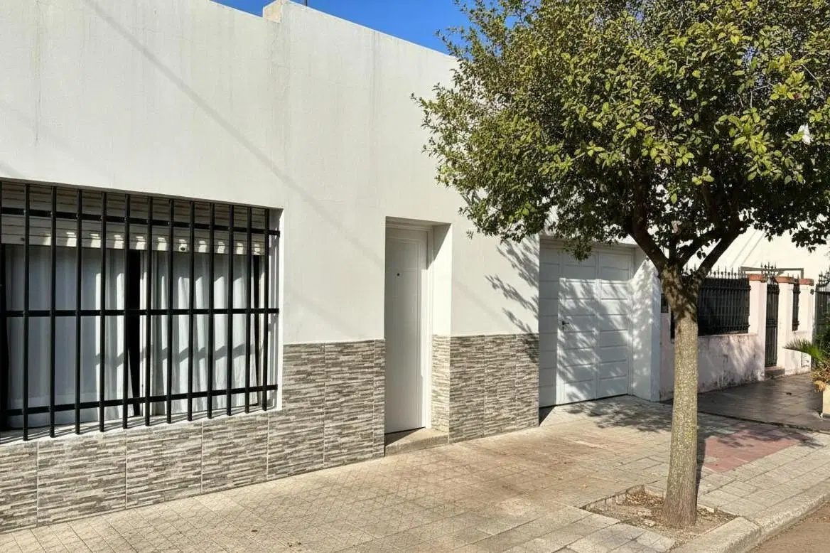 Oportunidad! Exc Casa en Alto Alberdi! 3