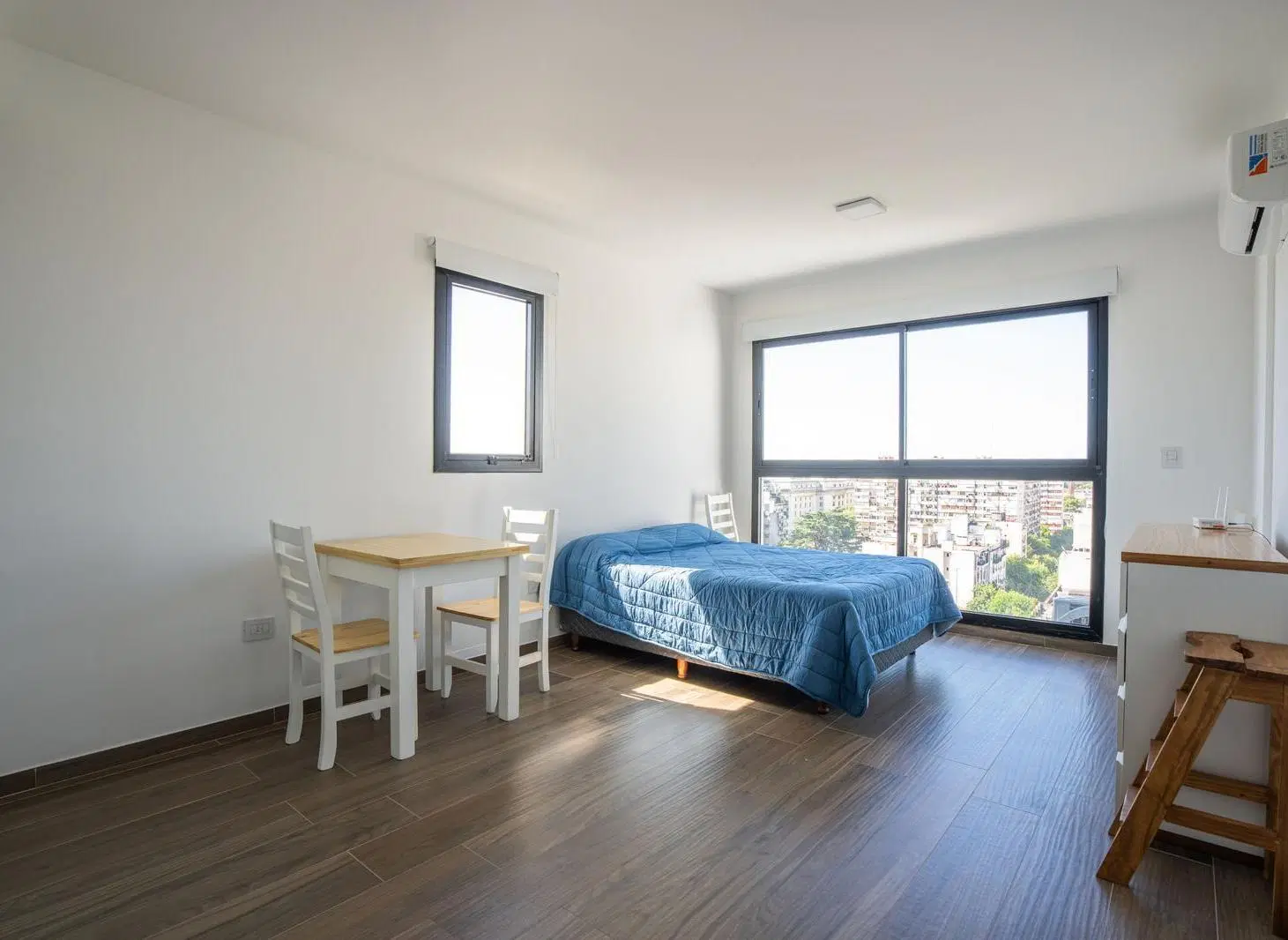 Monoambiente amoblado con amenities en alquiler temporario en San Cristobal 1