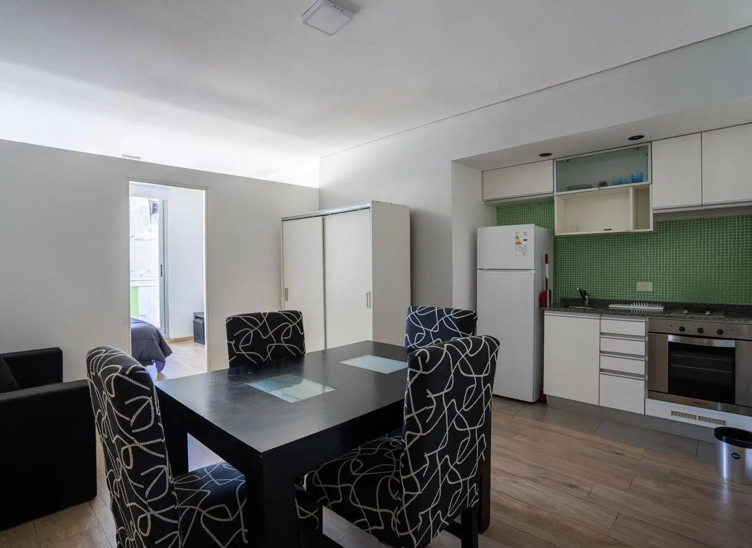 Dos ambientes con balcón y amenities en alquiler temporario en Caballito 2